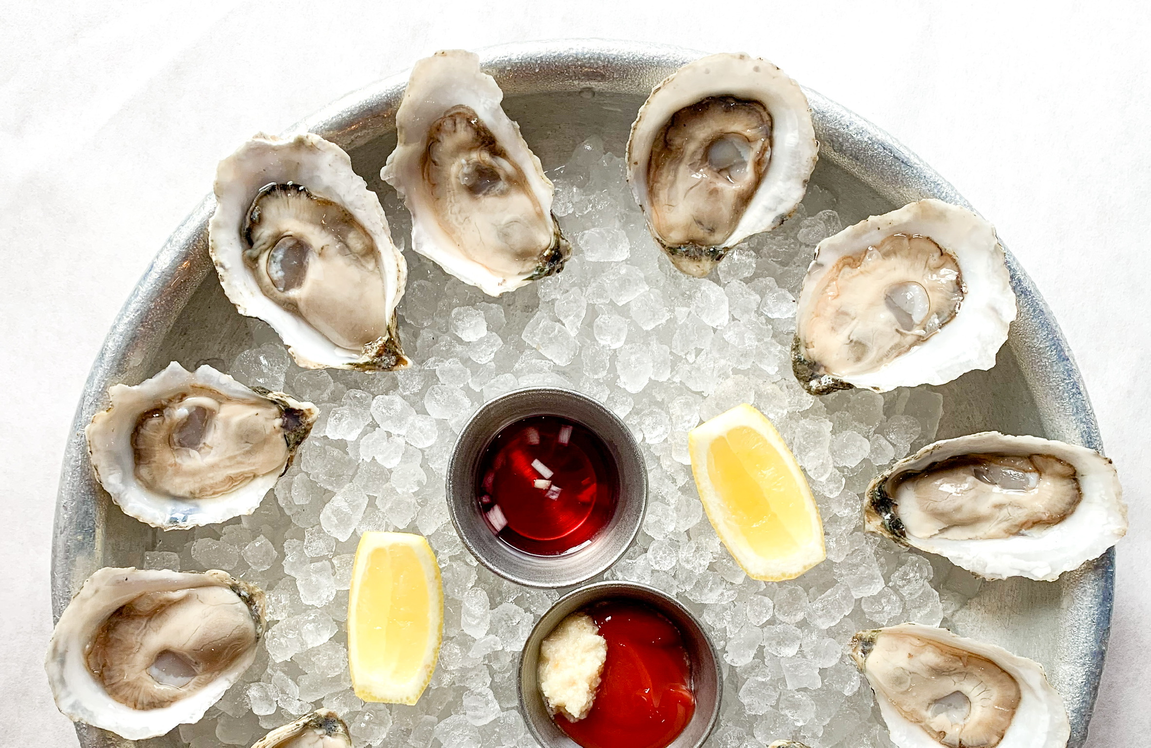 Fresh oysters all day!