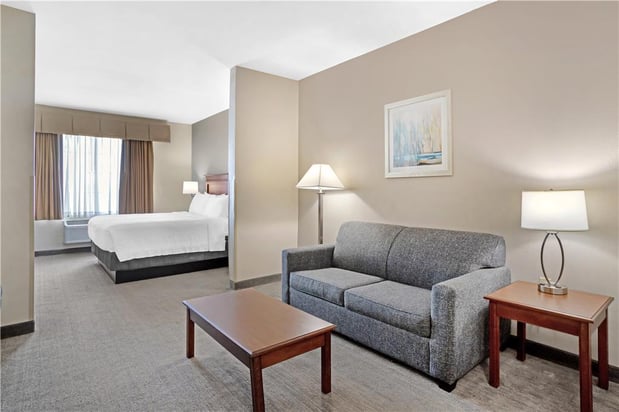 Images Best Western Plus Executive Hotel & Suites