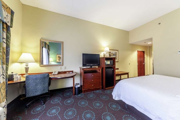 Images Hampton Inn Martinsburg South-Inwood