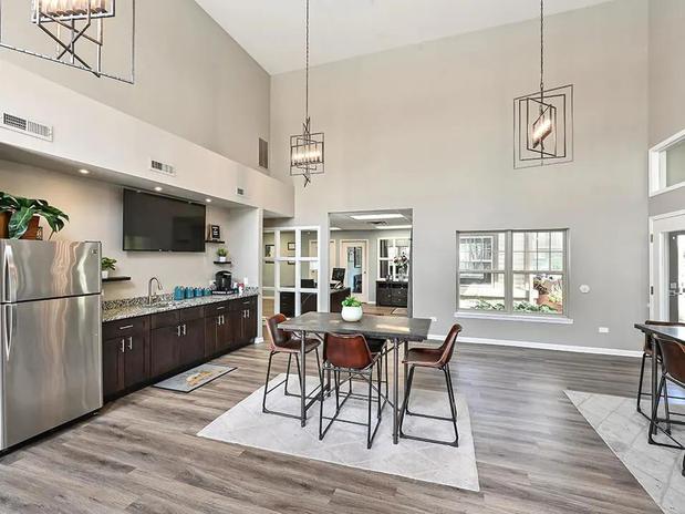 Images Reserve at Eagle Ridge Apartment Homes
