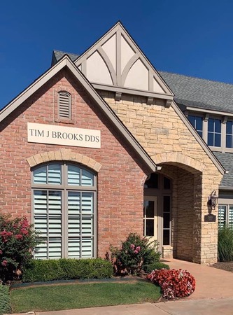 Images Tim J. Brooks, DDS