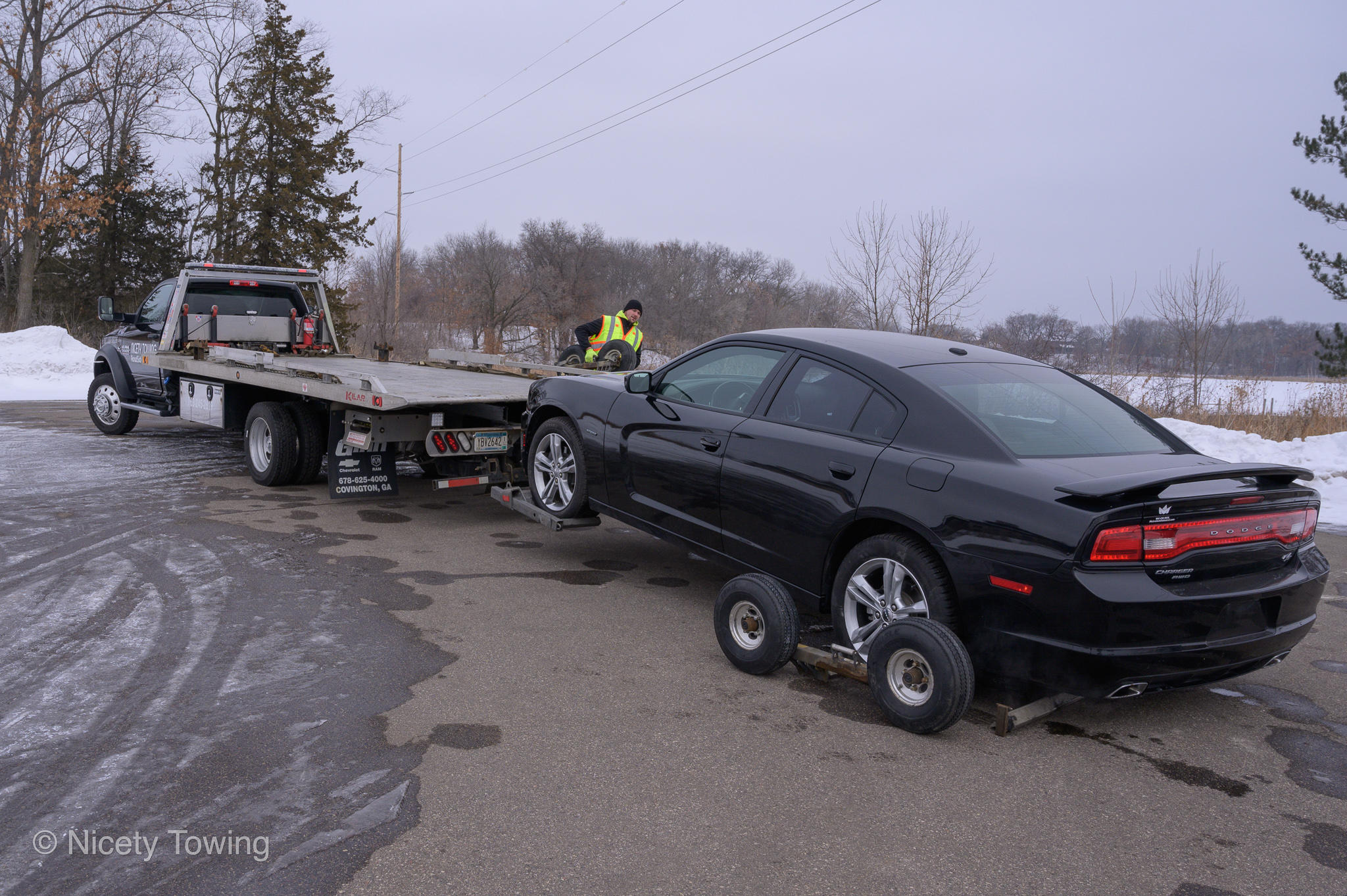 Nicety Towing Photo