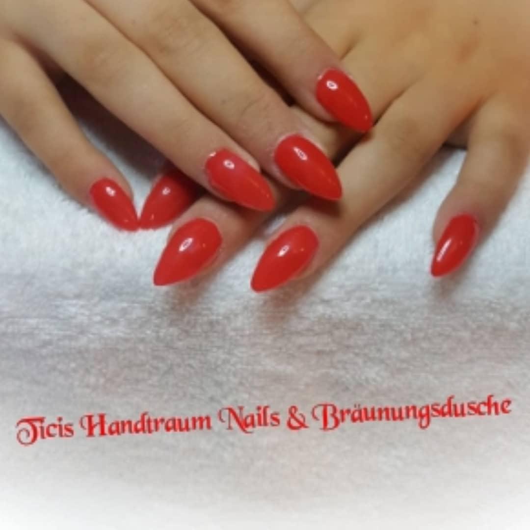 Ticis Handtraum Nails & Bräunungsdusche, Gartenstraße 5 in Neuhof
