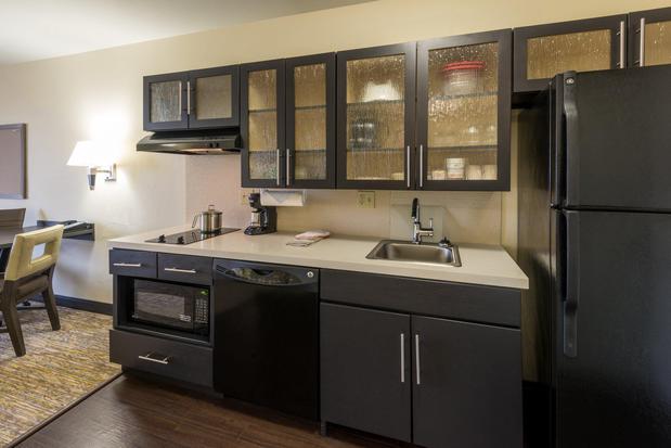 Images Candlewood Suites Midwest City by IHG