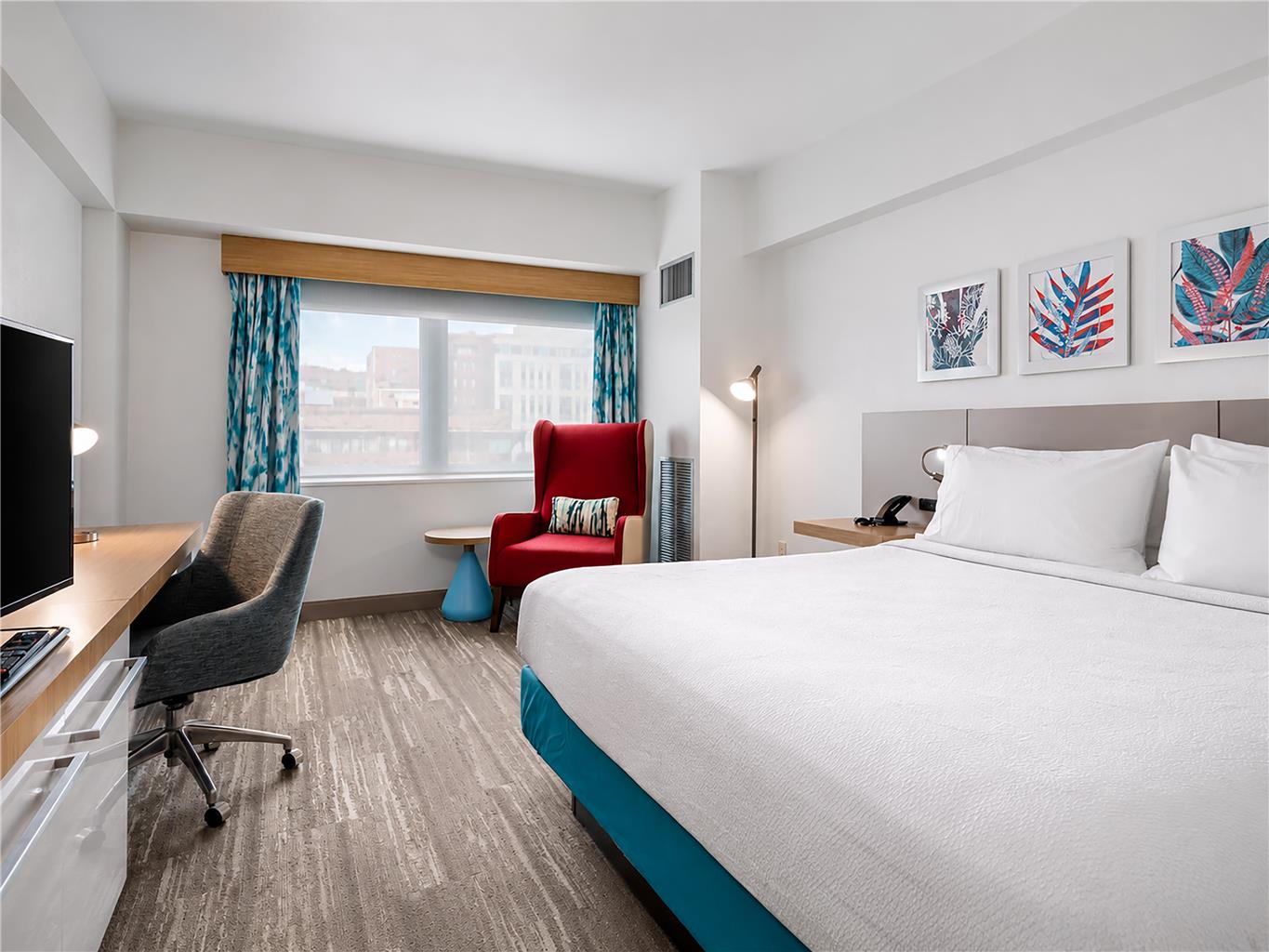 Guest room