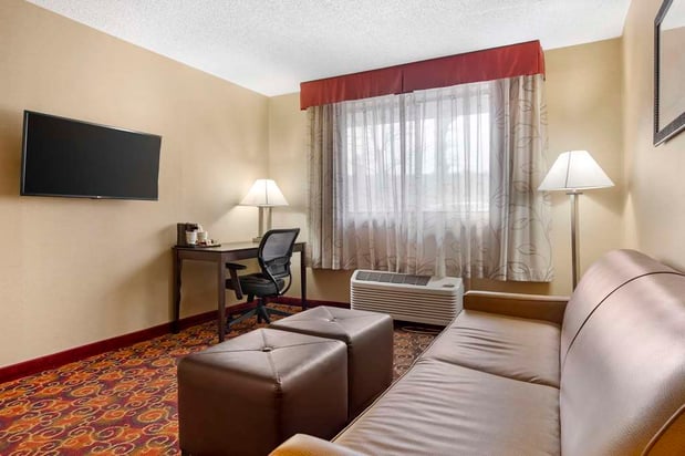 Images Best Western Plus The Inn at Sharon/Foxboro