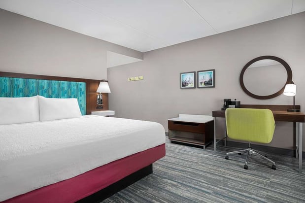 Images Hampton Inn & Suites ATL-Six Flags
