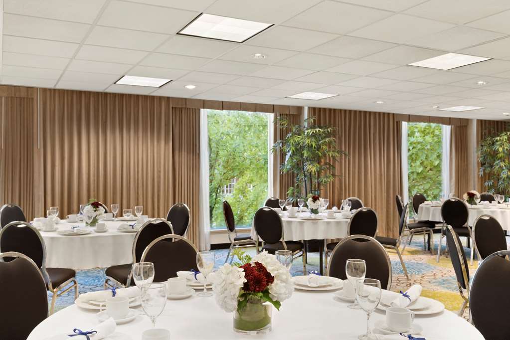 Images Hampton Inn & Suites by Hilton Vancouver-Downtown
