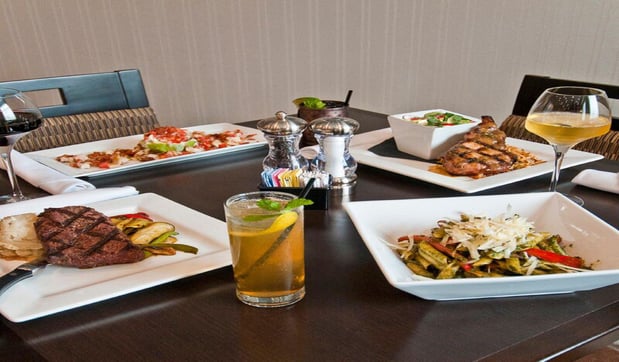 Images Holiday Inn Austin Airport by IHG