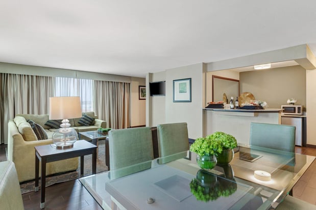 Images Crowne Plaza Houston Galleria Area by IHG