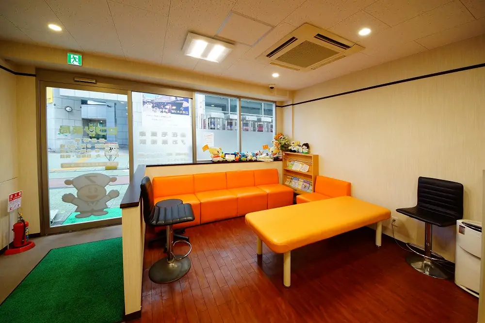 Images セブン薬局 天六店