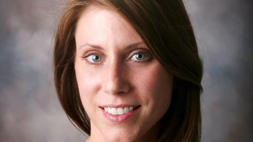 Lorna E Salyer Smith, DMD - Bowling Green, KY - Dentistry, General Dentistry