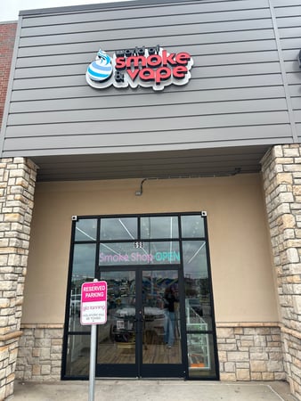 Images World of Smoke & Vape - Alta Mere