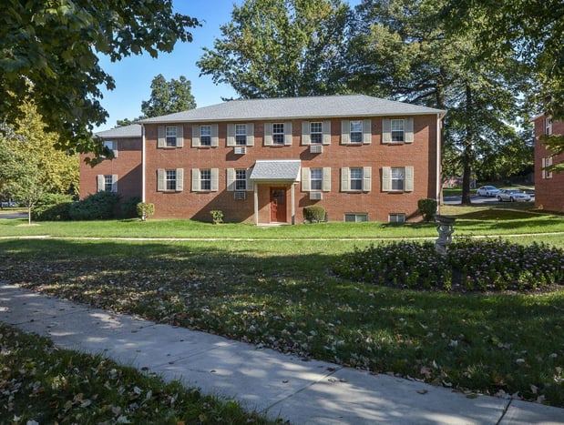 Images Knollwood Apartments