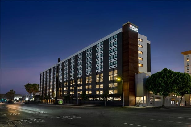 Images Hilton Garden Inn LAX Los Angeles Airport