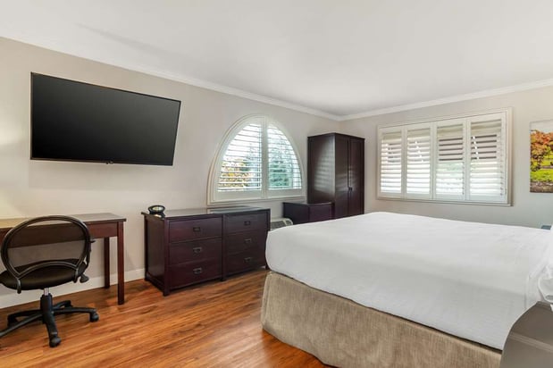 Images Best Western Dry Creek Inn