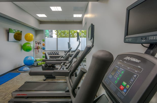 Images Holiday Inn Arlington at Ballston by IHG