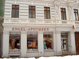 Logo Aussenansicht der Engel-Apotheke