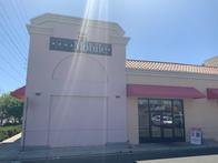 Exterior photo of T-Mobile Store at West Sahara Blvd & Cimmarron Rd, Las Vegas, NV
