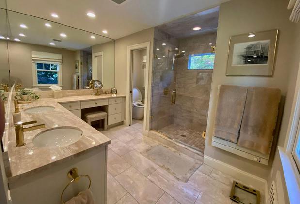 Images Rose, The Kitchen Lady LLC