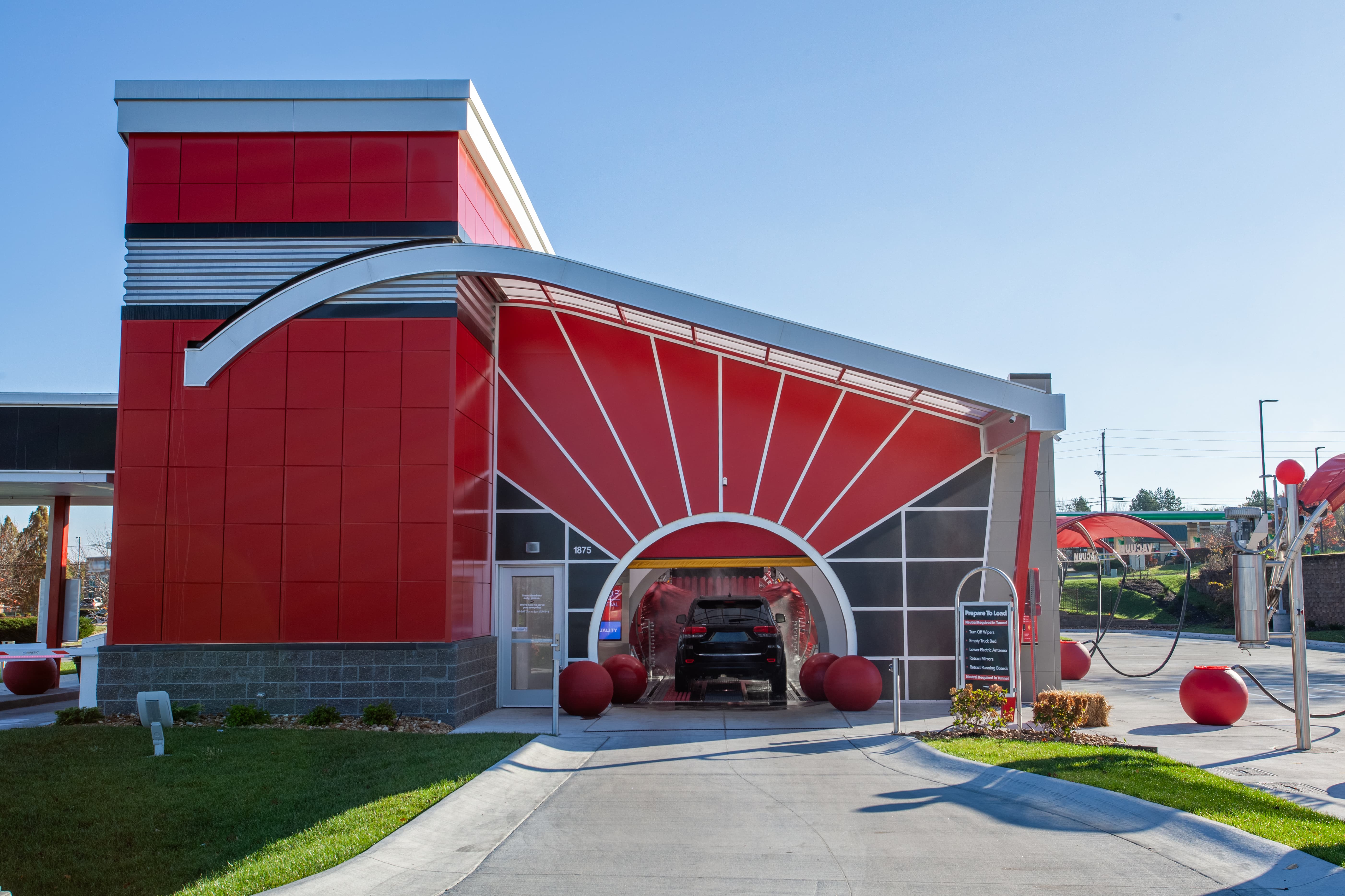 Tommy's Express Car Wash Image