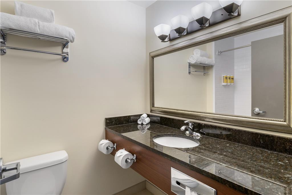 Images Best Western Plus Chocolate Lake Hotel