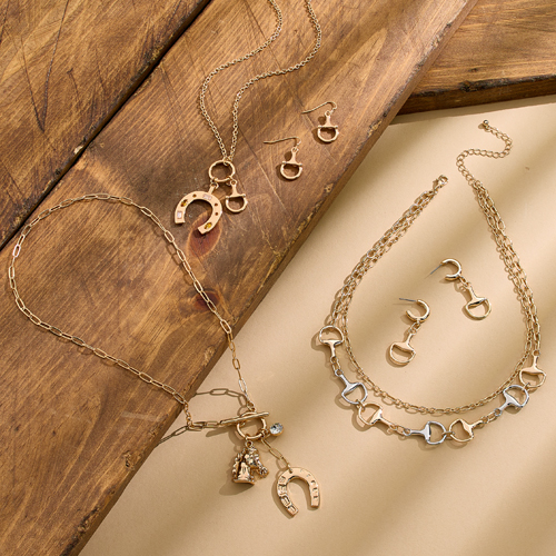 Jewelry you'll wear all season long. 