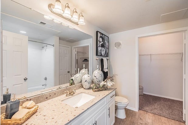 Images Grand Estates @ Keller