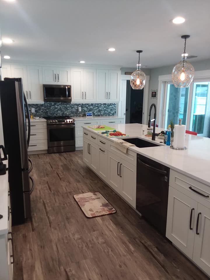 Empire Custom Cabinets Photo