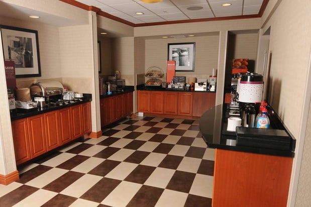 Images Hampton Inn Omaha West-Lakeside