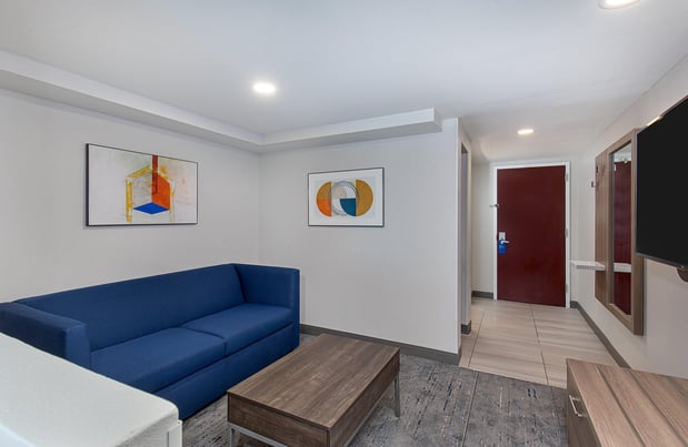 Images Holiday Inn Express & Suites Columbus at Northlake by IHG