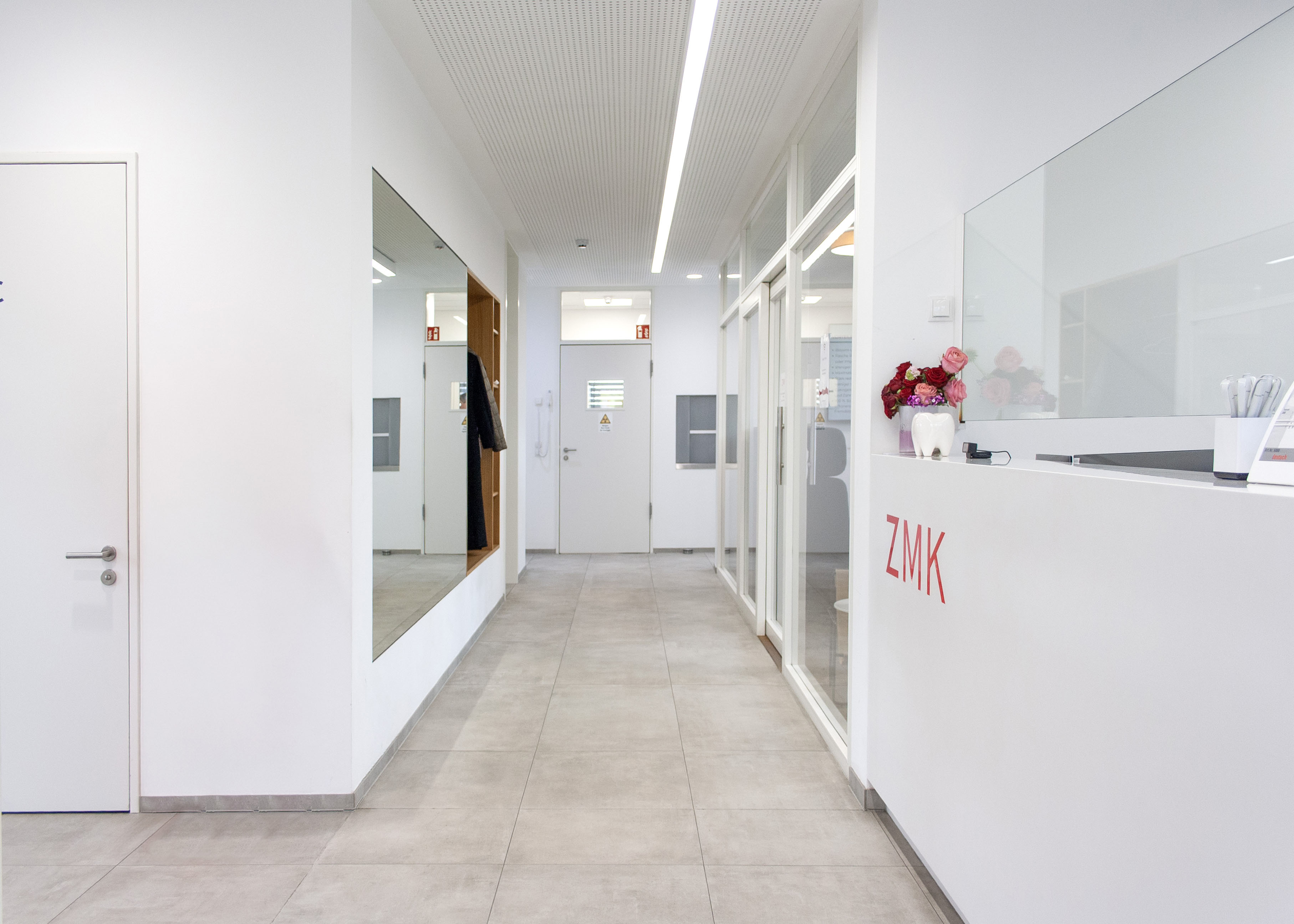Zahnarzt Kassel Sandershausen - Ihre ZMK GmbH, Hannoversche Str. 19 in Niestetal