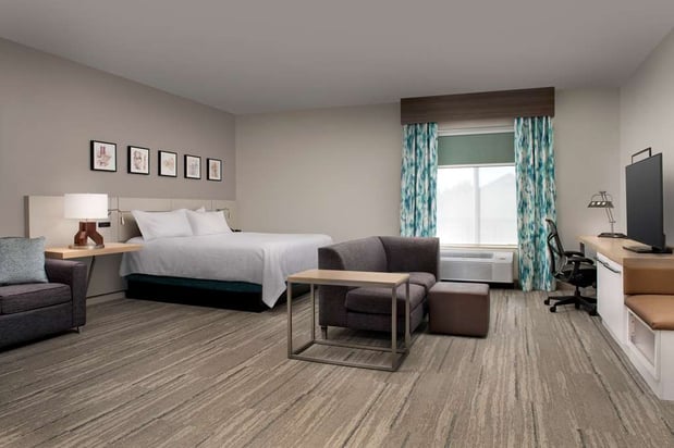 Images Hilton Garden Inn Knoxville West/Cedar Bluff