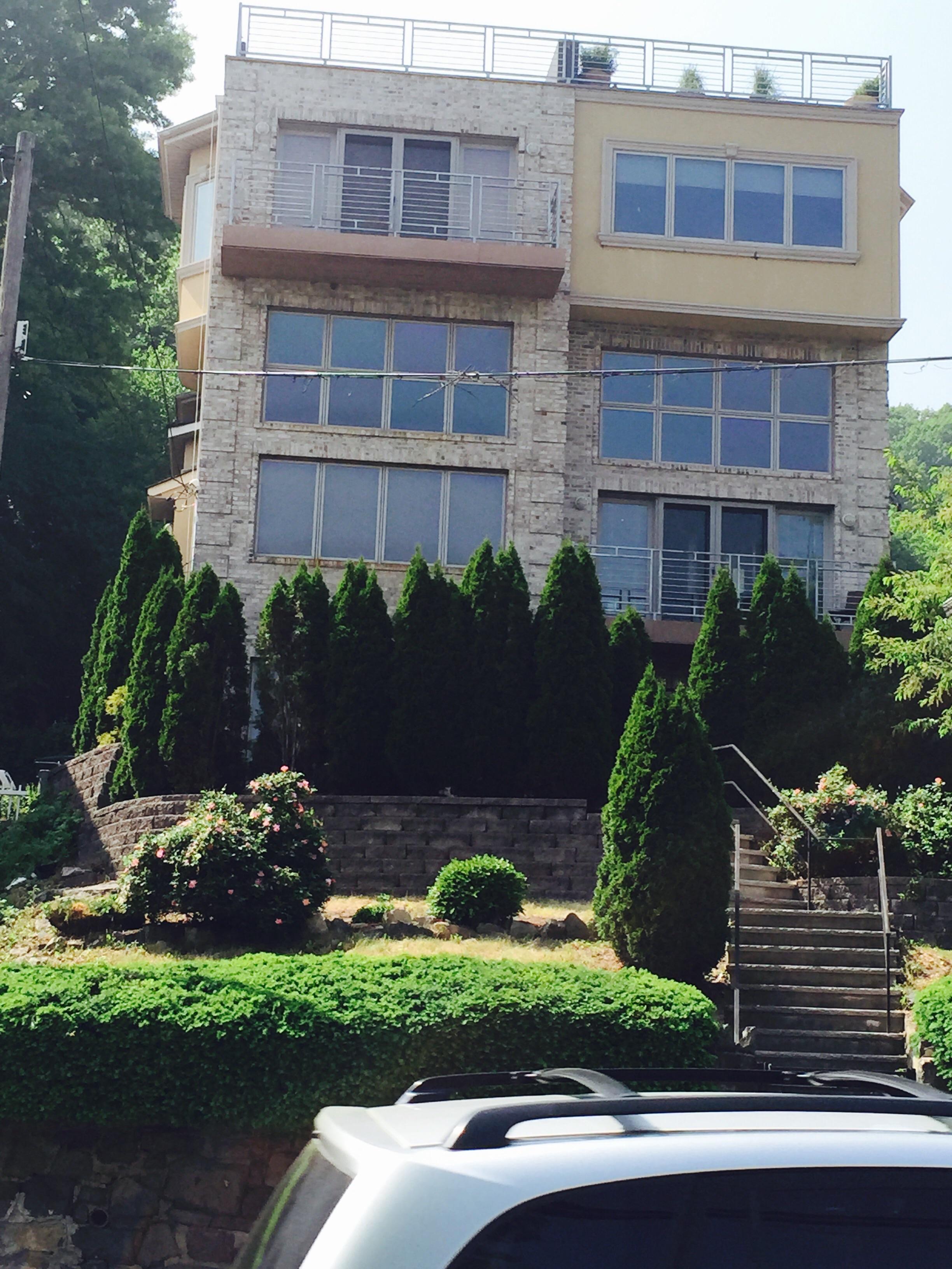 Barbara Stein - Group Twenty Six Real Estate