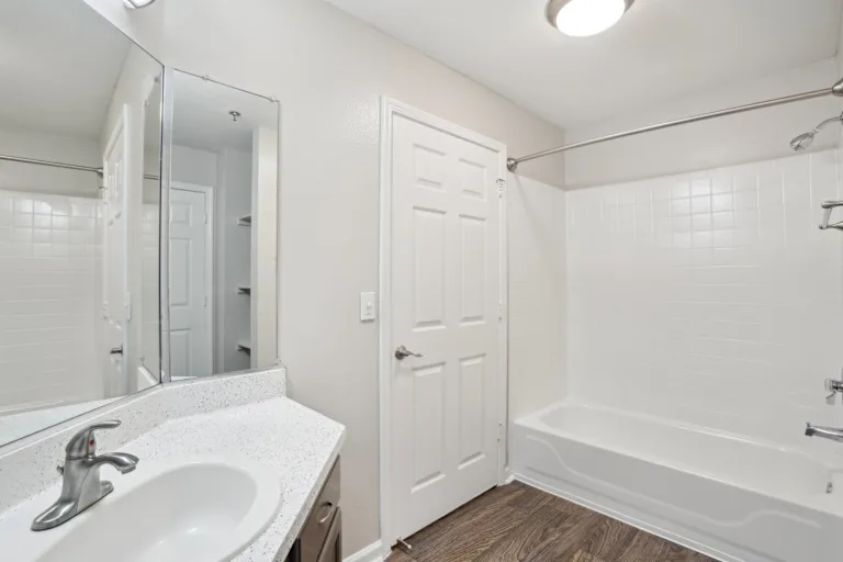 Images ReNew Sugar Hill