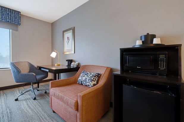 Images Hampton Inn & Suites Seattle/Federal Way