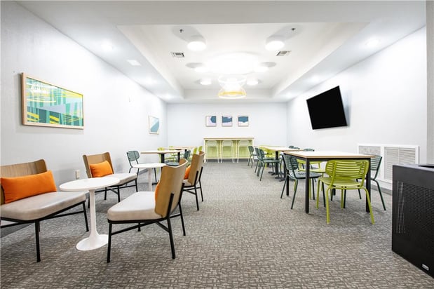 Images Spark by Hilton Lafayette South