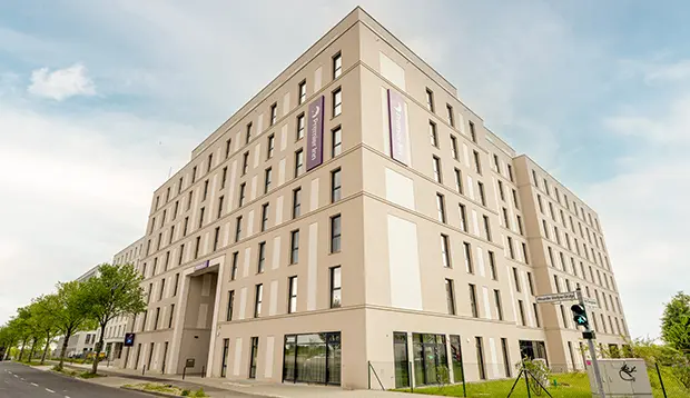 Premier Inn Berlin Airport Hotel, Alexander-Meissner-Str.2 in Berlin