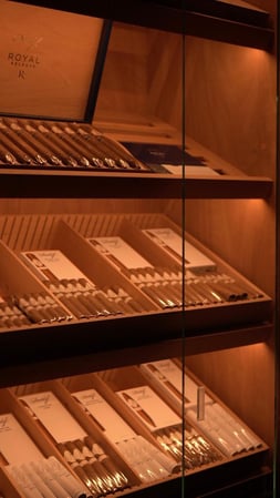 Images Cigar Club Miami