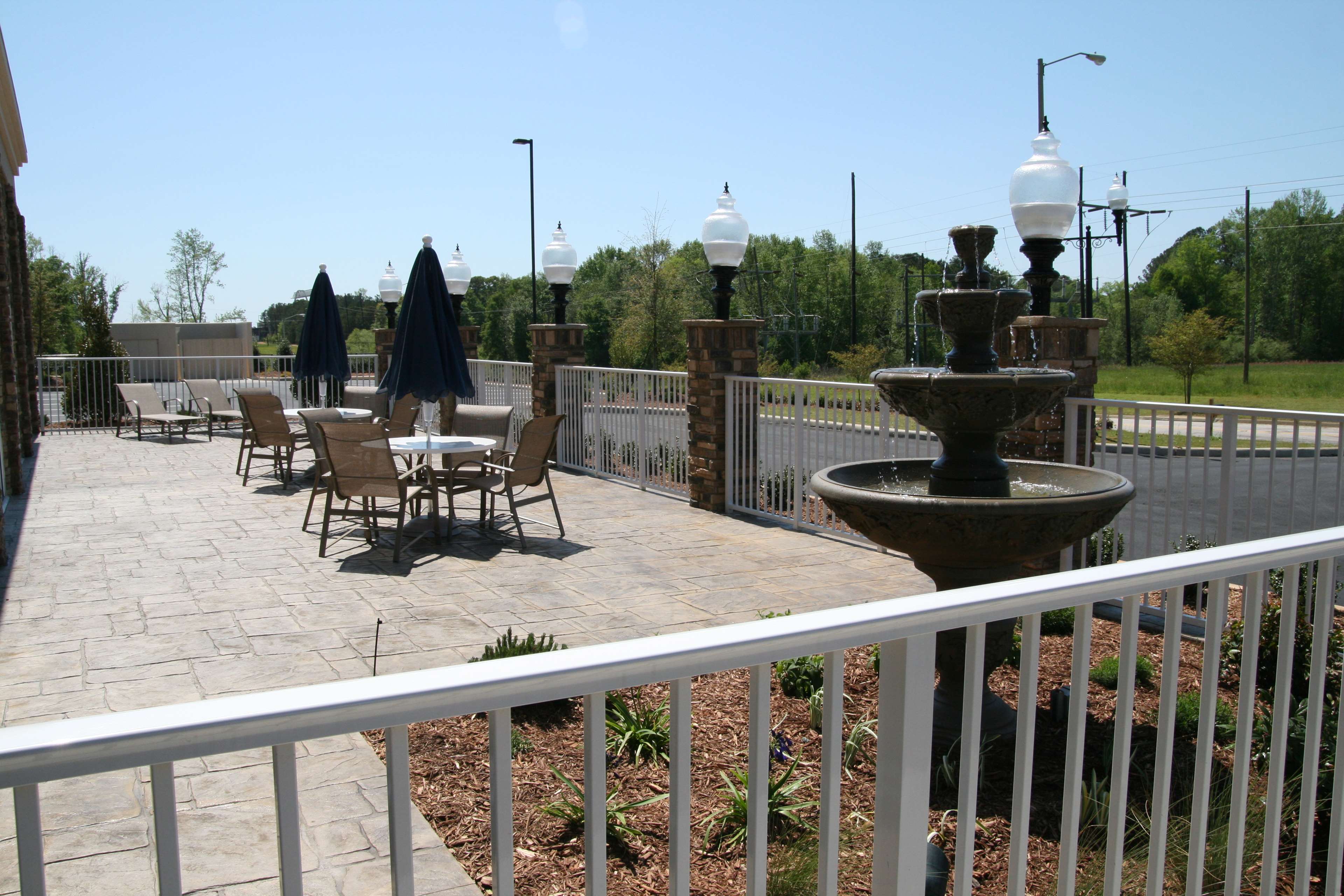 Hampton Inn & Suites Lanett-West Point
