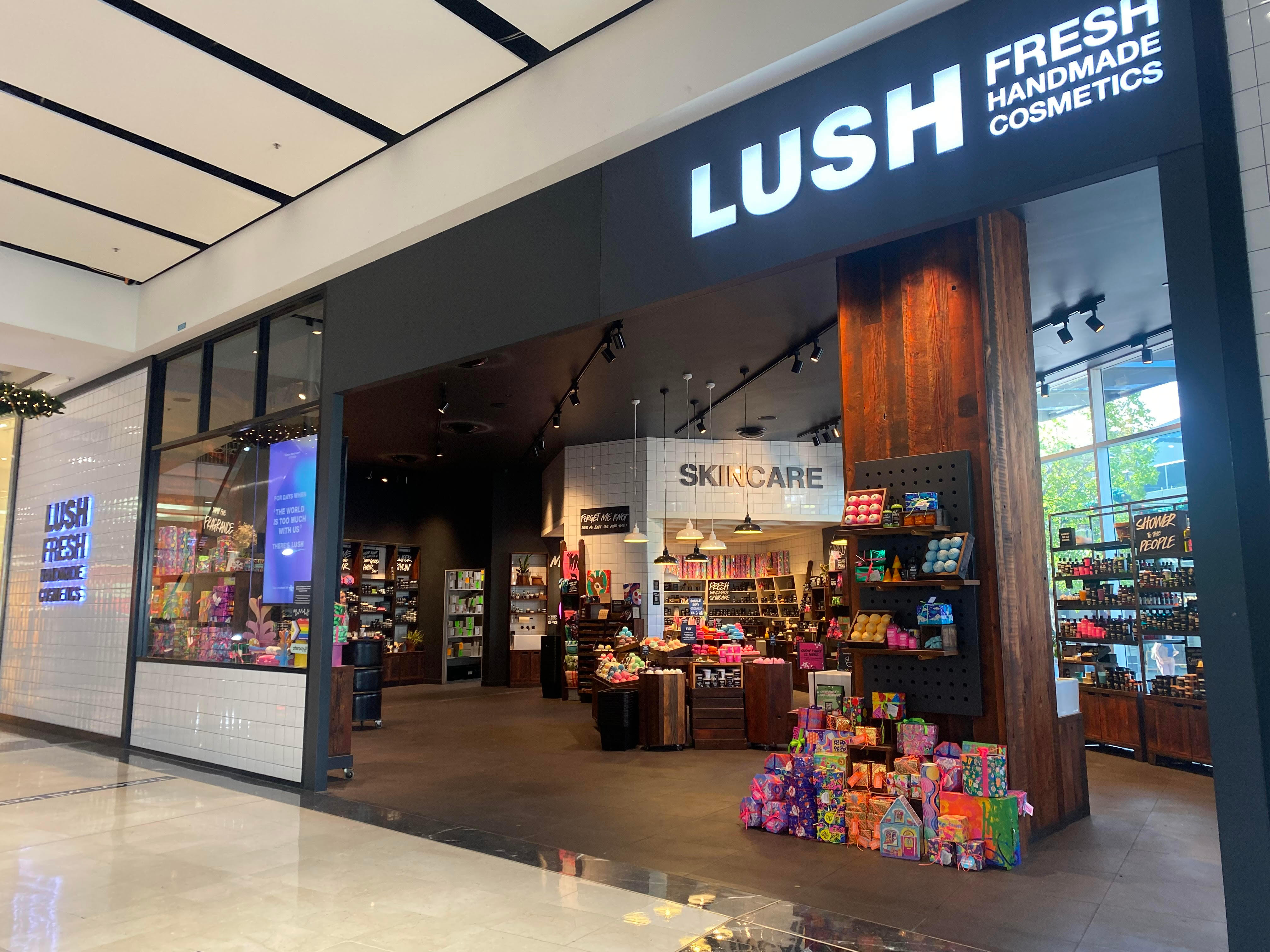 Foto de LUSH Cosmetics Hornsby - Permanently Closed Hornsby