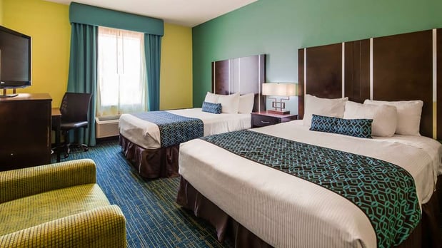 Images Best Western Plus Carrizo Springs Inn & Suites