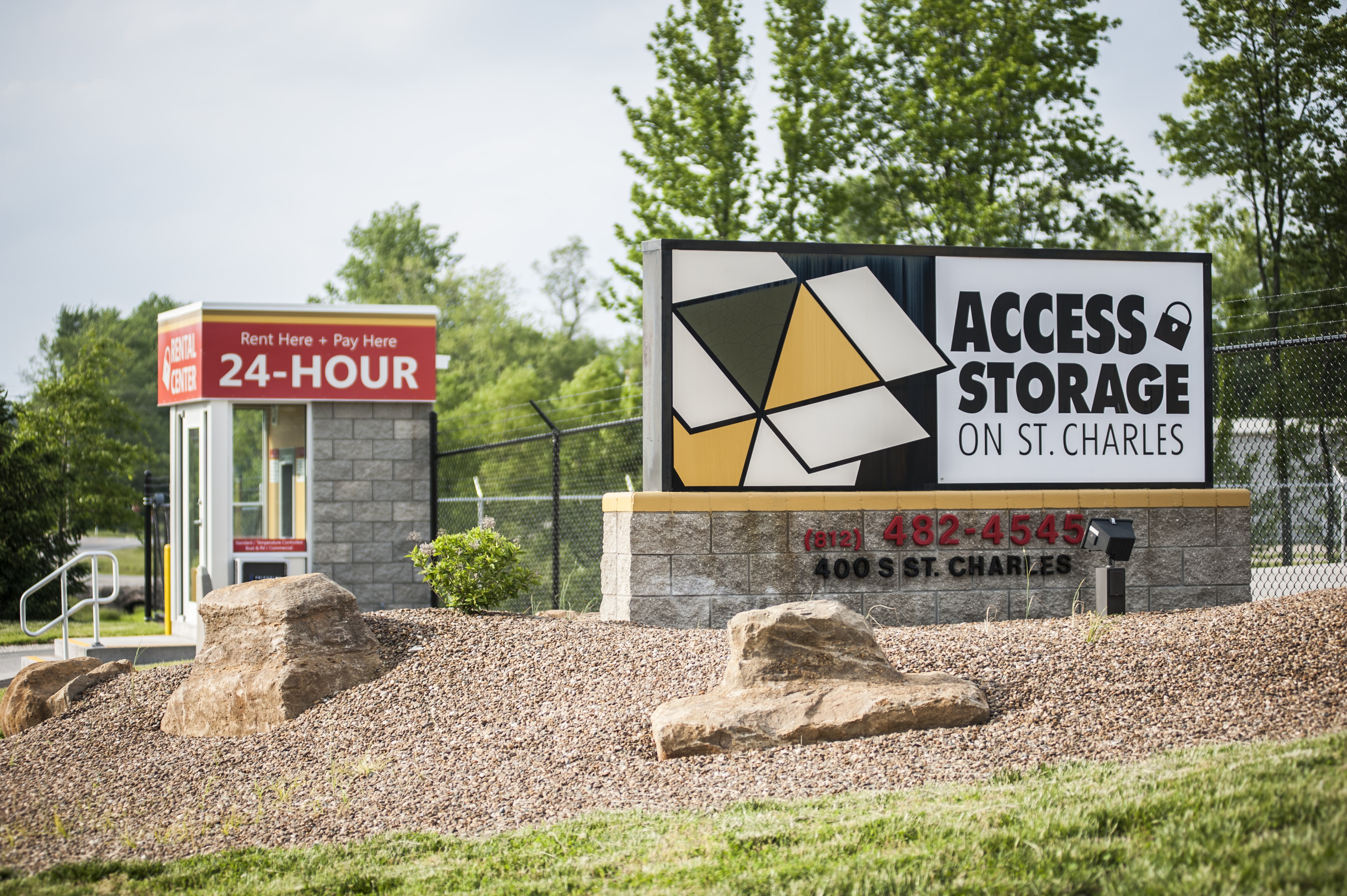 Access Storage Now Photo