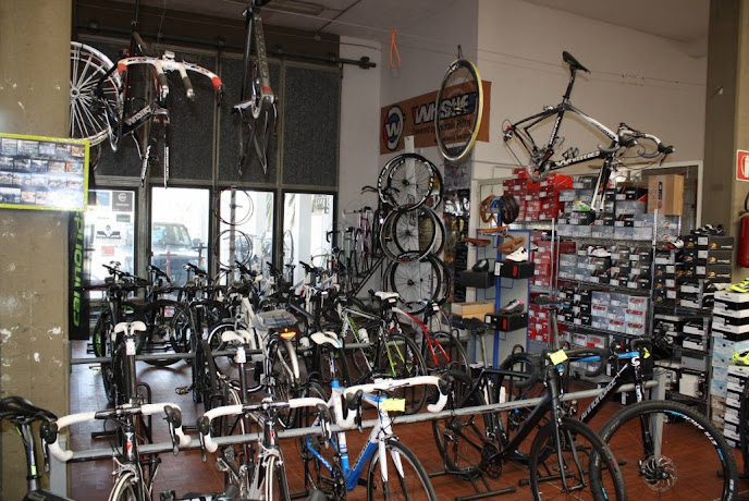 Images Autofficina Fratelli Saletti