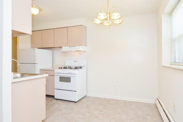 Images Newport Village Apartments