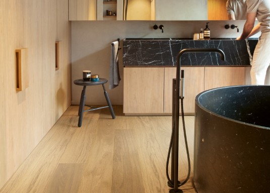 Light chestnut oak extra matt