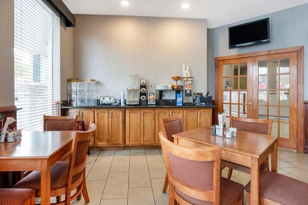 Images Best Western Wheatland Inn