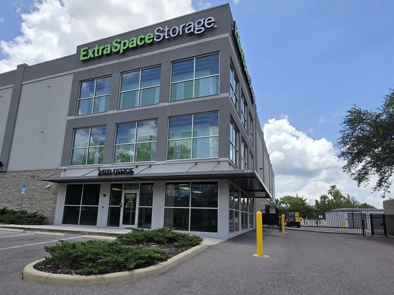 Beauty Image - Extra Space Storage at 1830 E State Road 60, Valrico, FL 33594