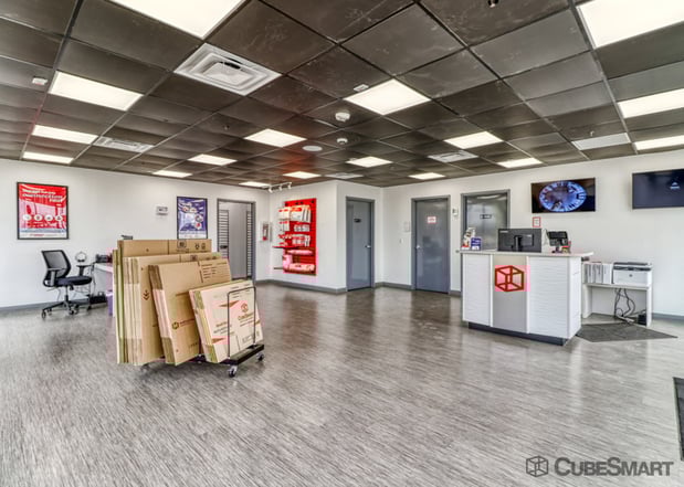 Images CubeSmart Self Storage