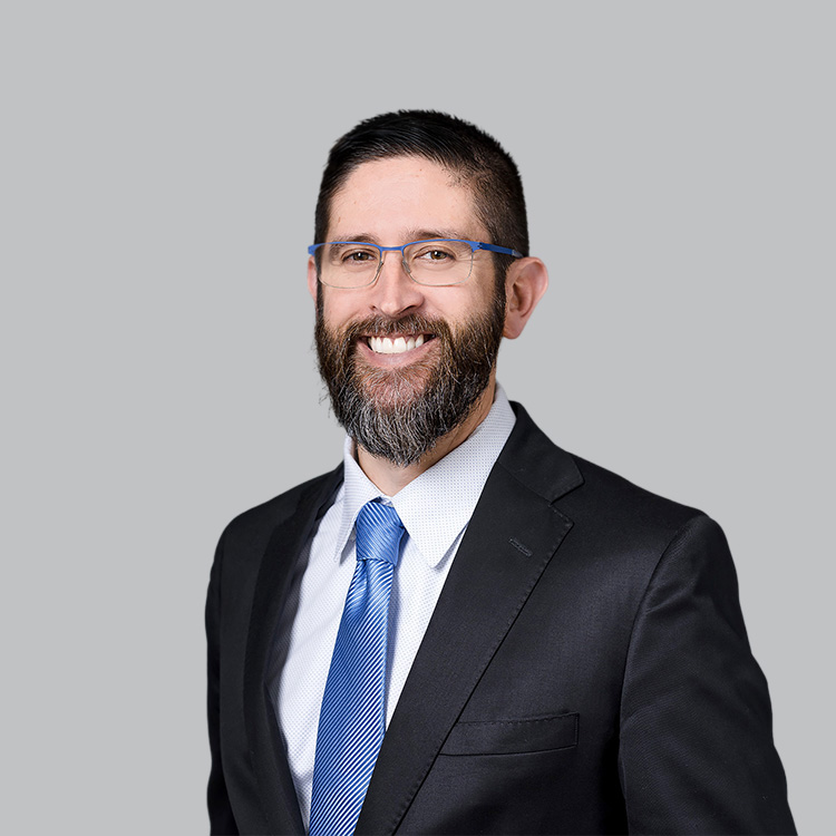 Headshot of Kevin M. Lenci, a wealth advisor at Chase